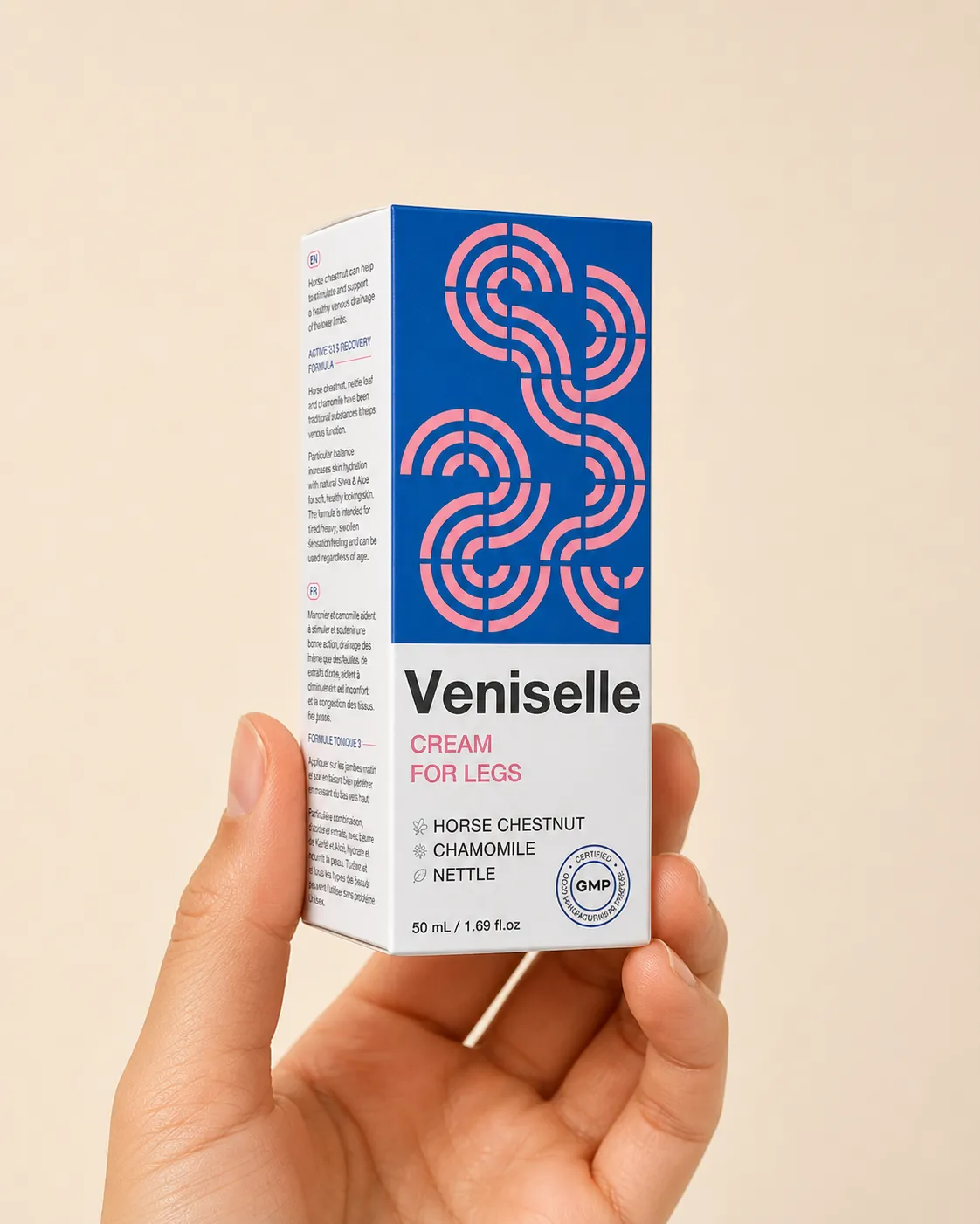 Veniselle — the package held in a hand