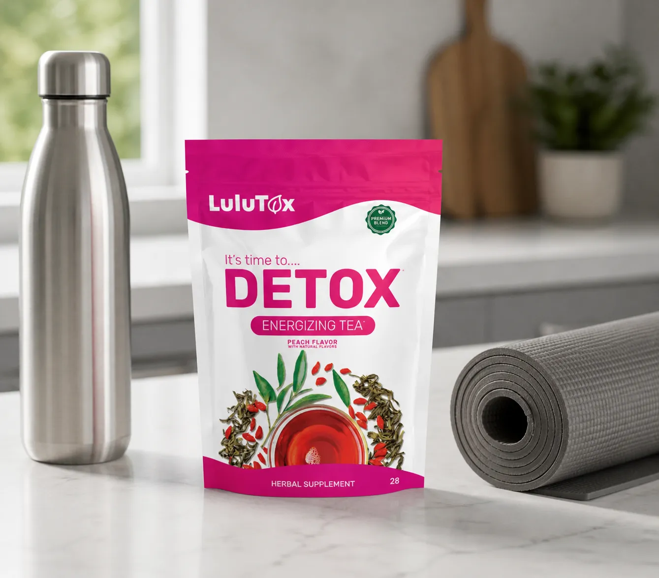 Lulutox Detox Tea HCTC — the package in everyday use